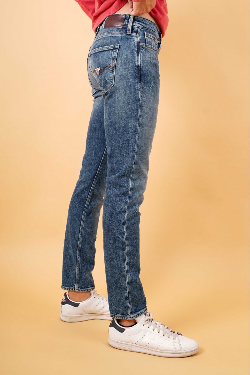 GUESS JEANS JEANSERIA
