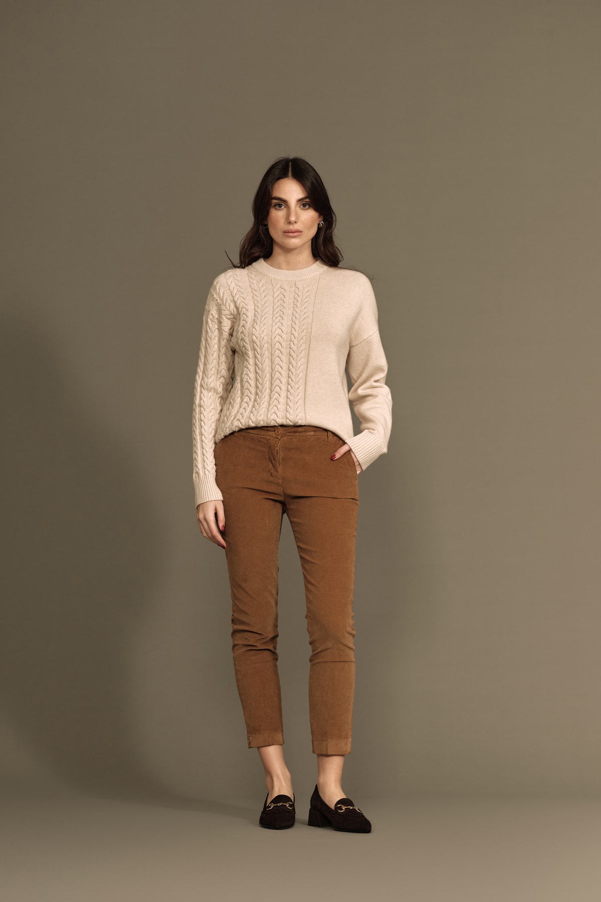 PANTALONE CON SPACCHETTO VELLUTO 1000 RIGHE - WW18411