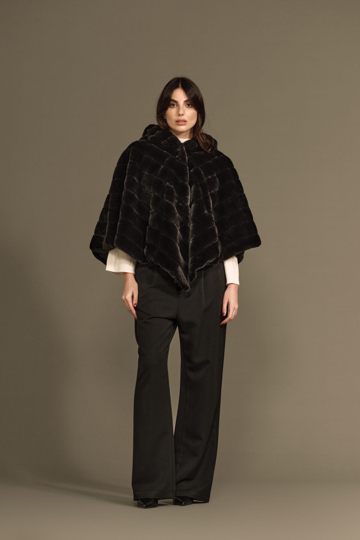 MANTELLA IN PELLICCIA - WW18212