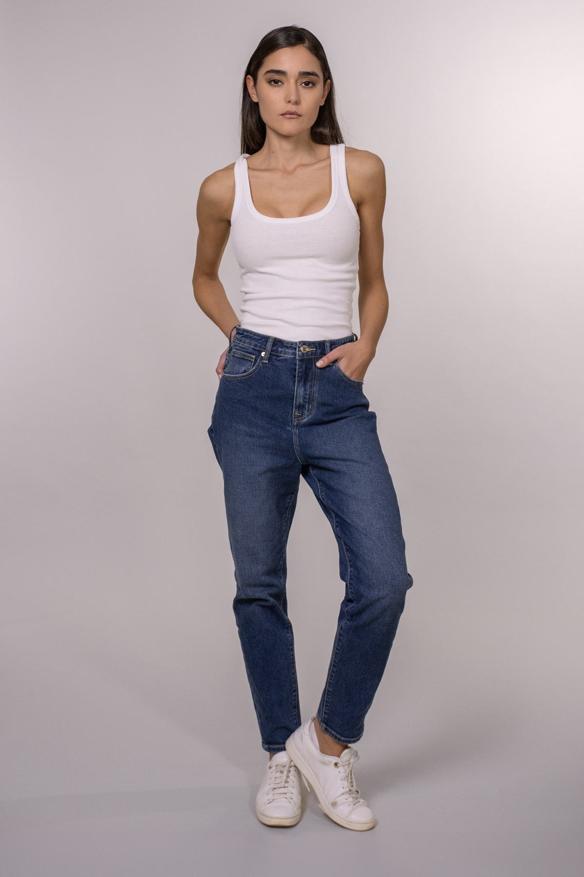 ZOE- JEANS MOM FIT - WW19300