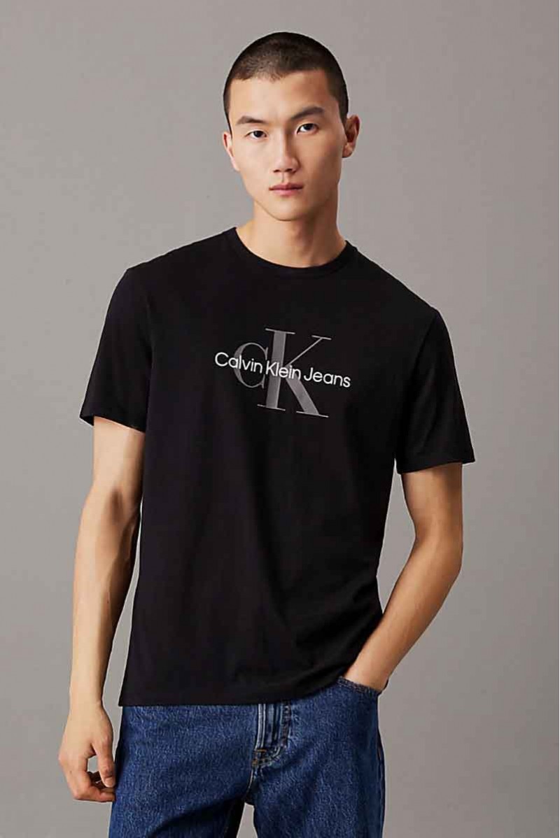 CALVIN KLEIN JEANS T-SHIRT...