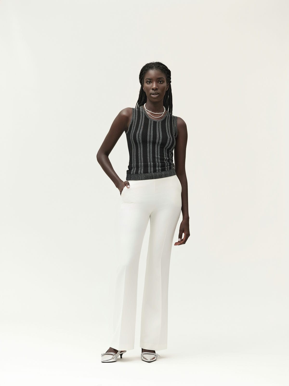 PANTALONE IN BI-STRETCH CON APPLICAZIONE ORO - WW30554