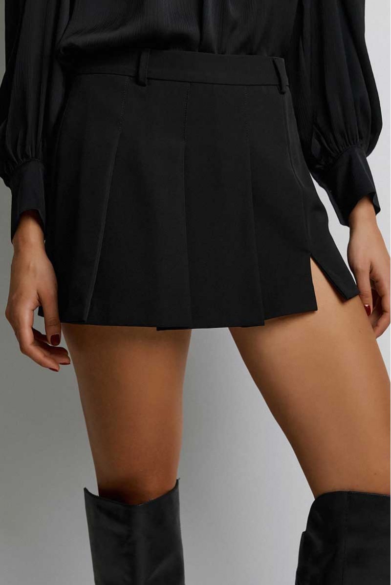 EIGHT PANT CORTO SHORT CASUAL