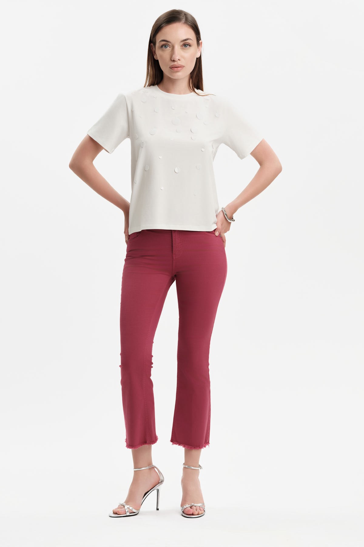 T-SHIRT CON MACROPAILLETTES - WW31156