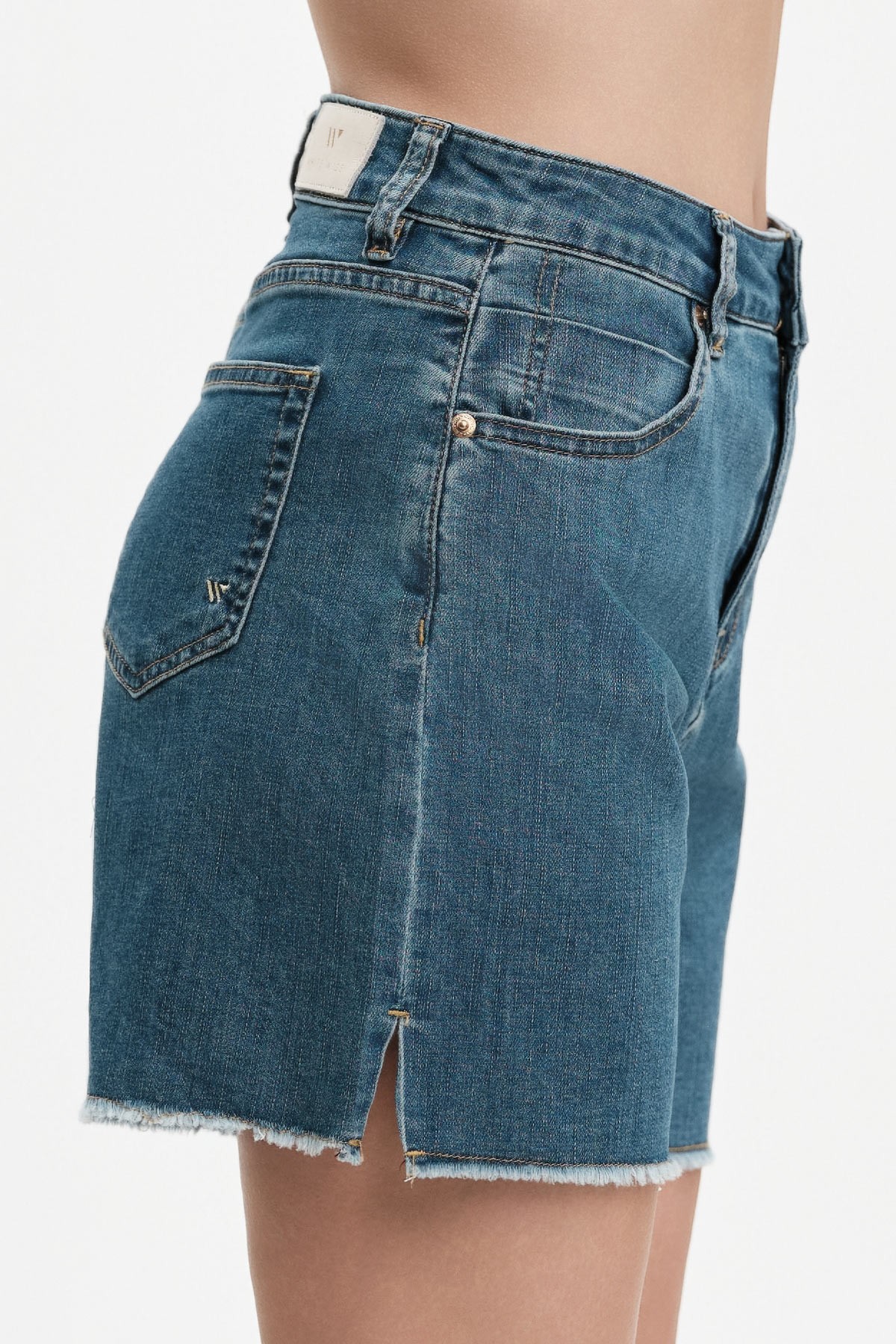 ALICE - DENIM SHORTS CON SPACCHETTO LATERALE - WW31209