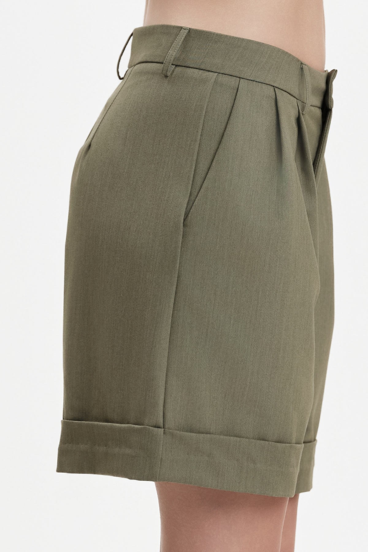 SHORTS CON PINCES IN FRESCOLANA - WW31331