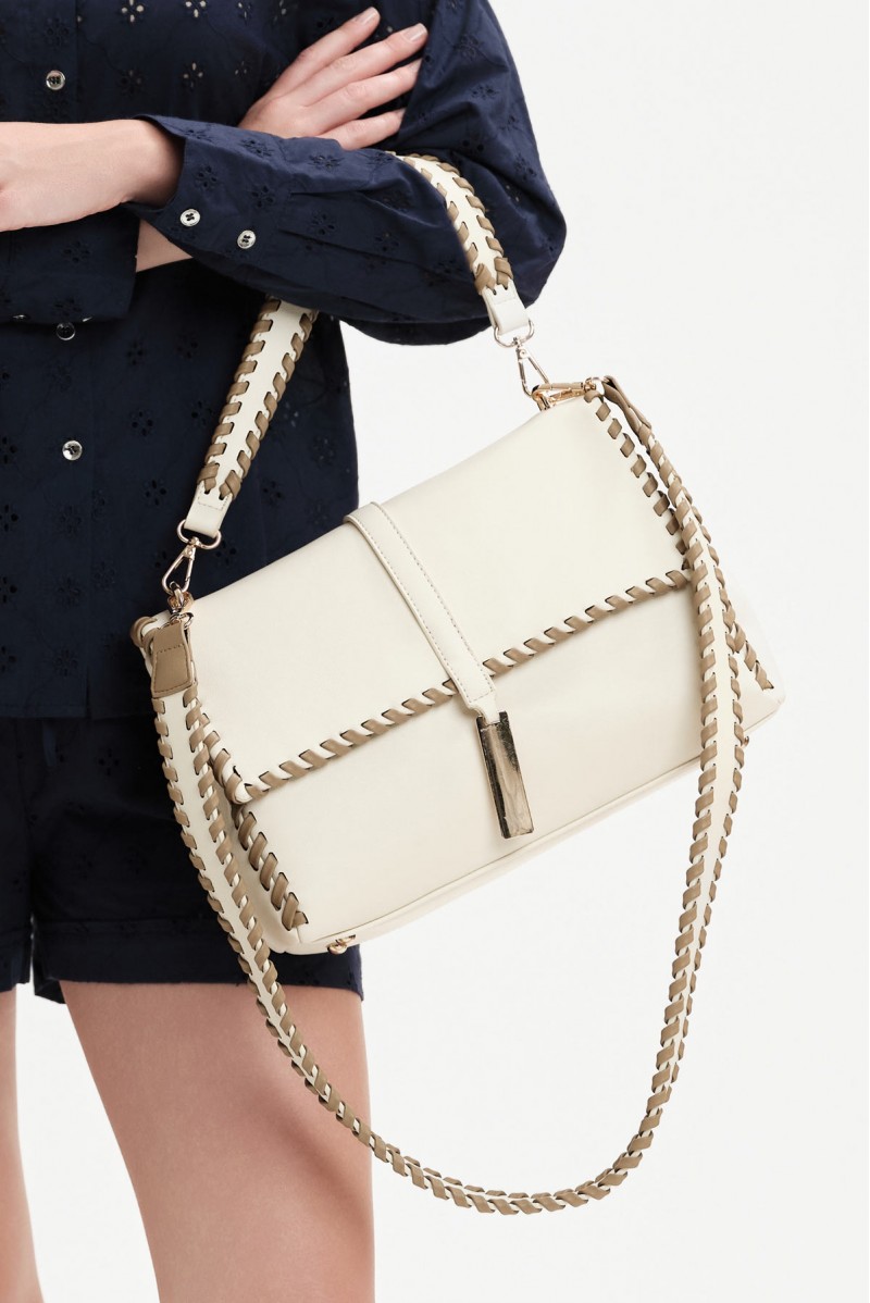 ELLA - BORSA A MANO CON PUNTACCIO - WB31010