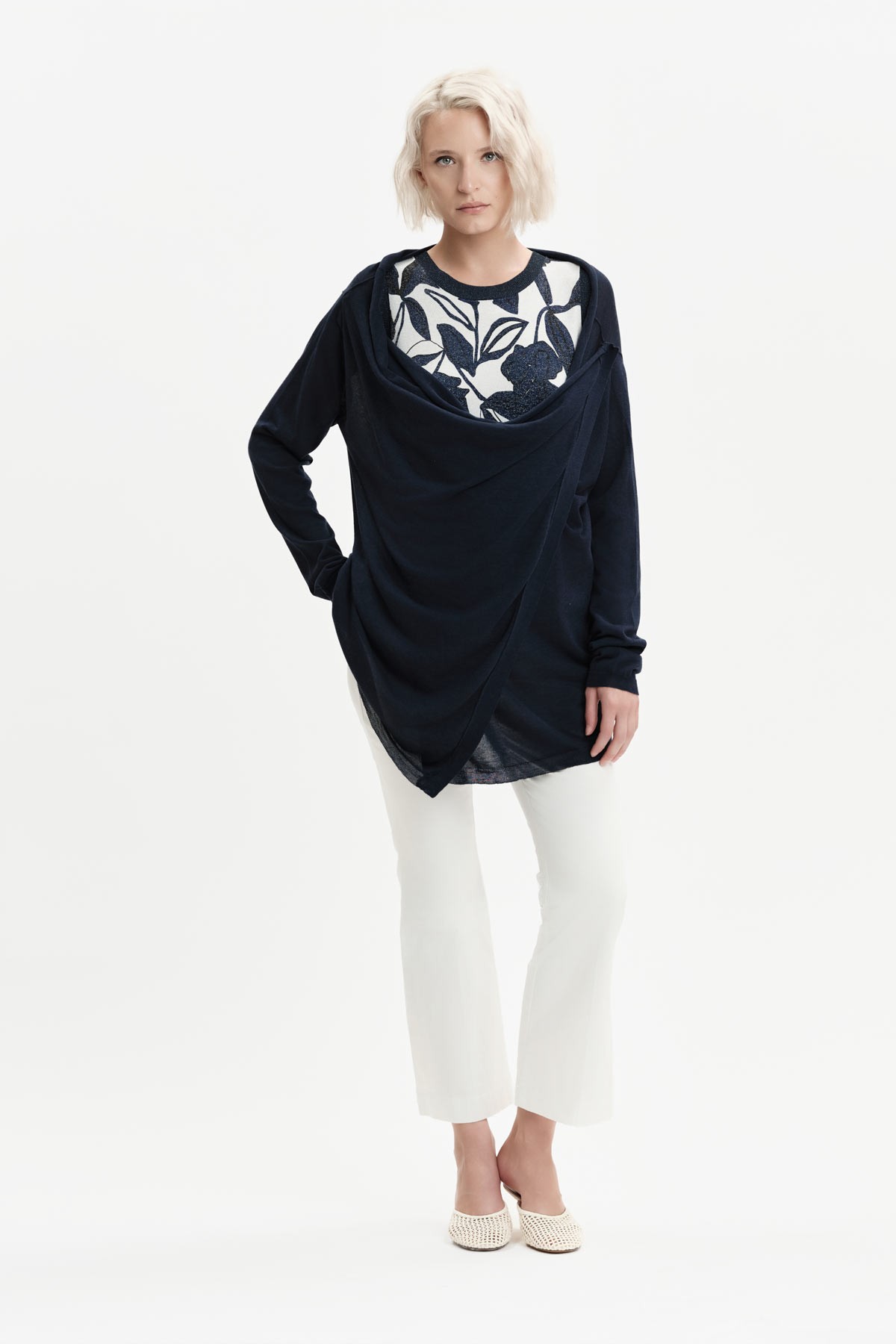 TOP IN MAGLIA FANTASIA CON BOTTONI ORO - WW31094