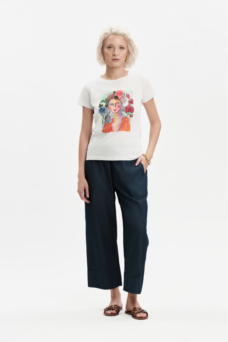 WHITE WISE T-SHIRT VOLTO CON FIORI APPLICATI - WW31110 