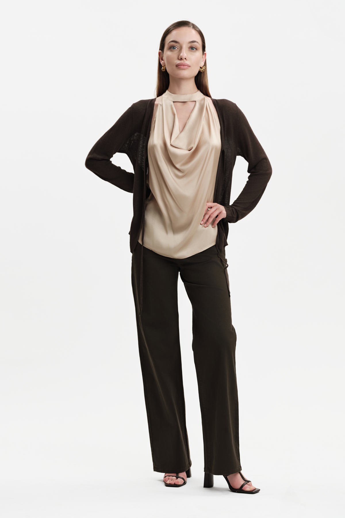 TOP IN RASO CON SCOLLO A GOCCIA - WW31815