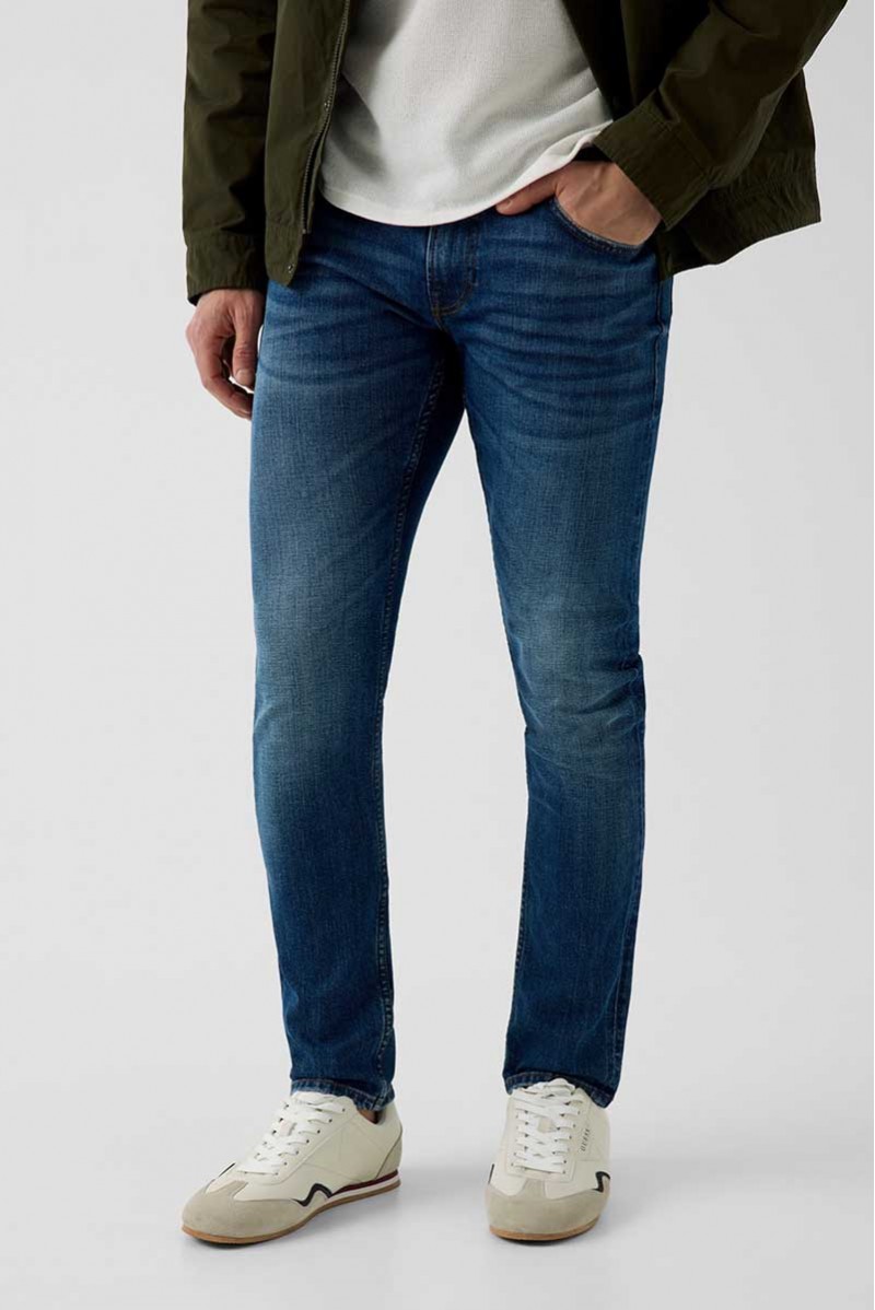 GUESS JEANS JEANSERIA