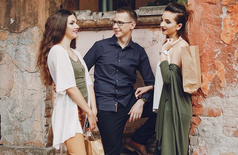 Moda Primavera 2026 Uomo e Donna: Tendenze, Colori, Outfit e Brand per Rinnovare il Tuo Stile